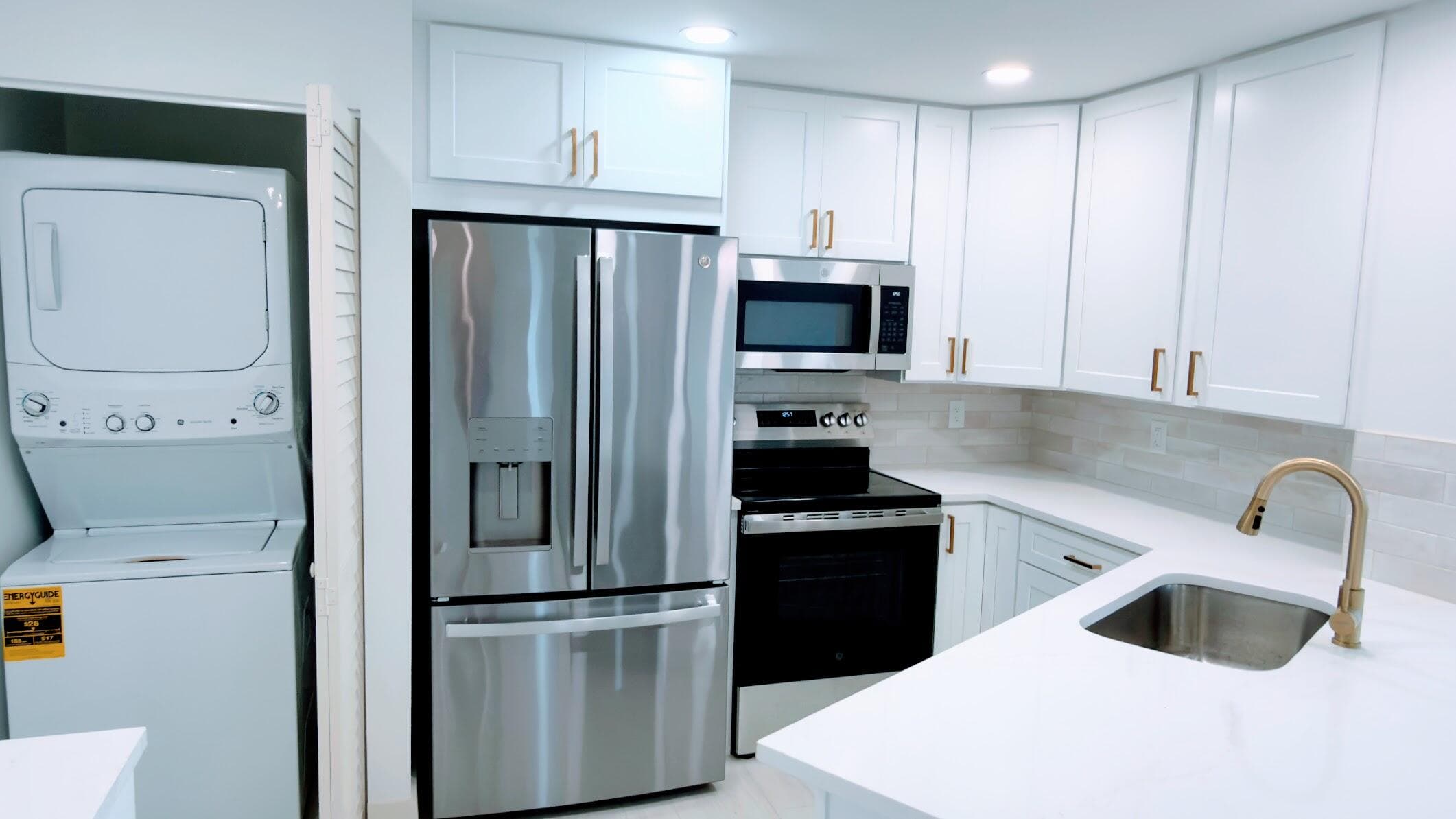 7547 S Oriole Boulevard 101, Delray Beach, FL 33446 — photo 3 of 24