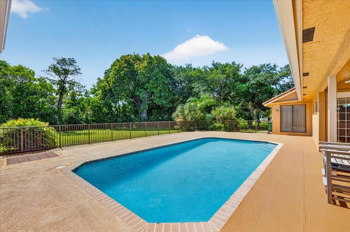 5044 NW 81st Avenue, Coral Springs, FL 33067 — photo 46 of 58