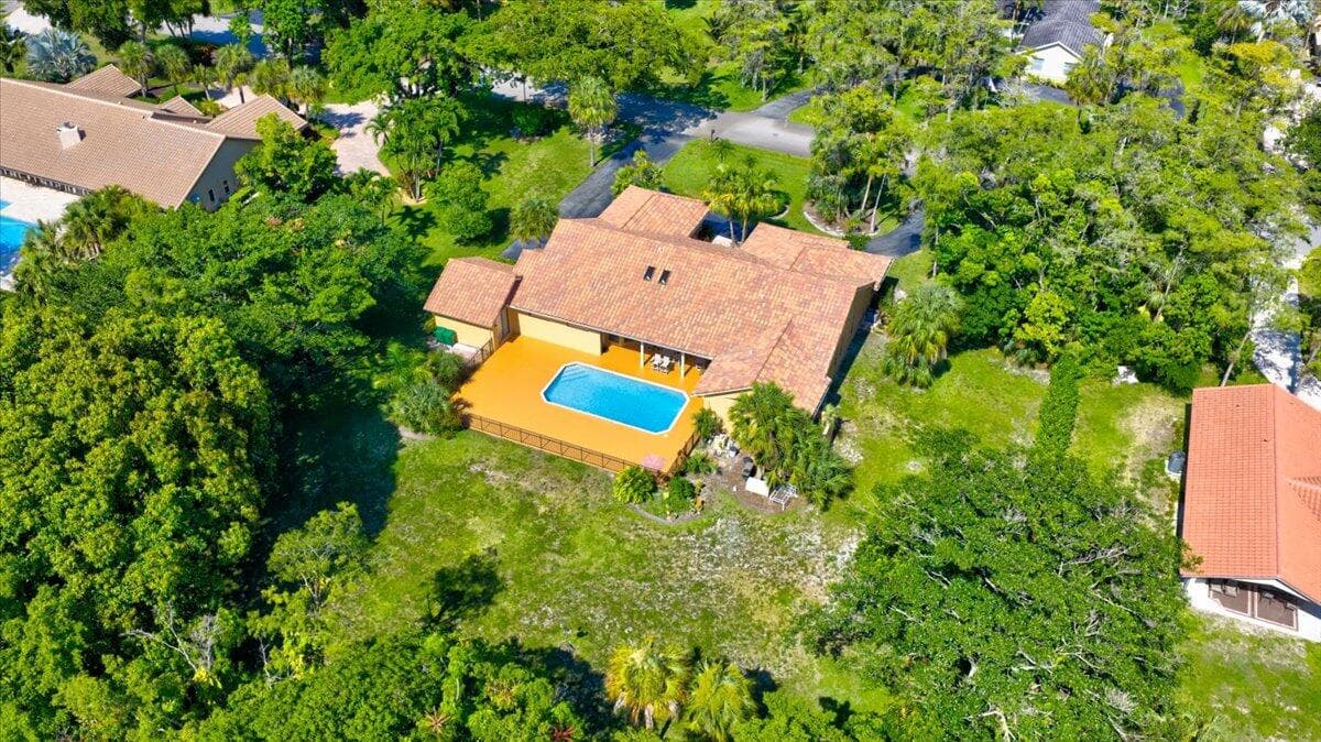 5044 NW 81st Avenue, Coral Springs, FL 33067 — photo 56 of 58