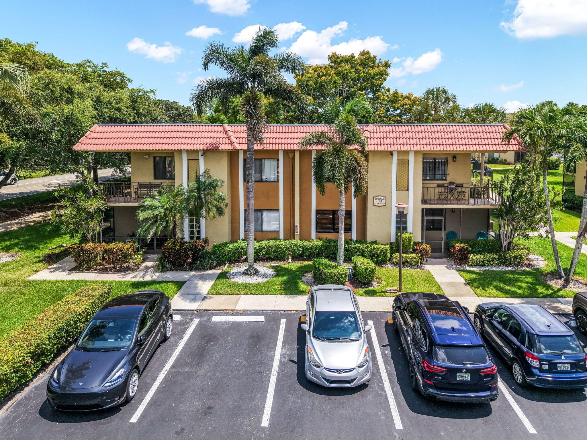 303 Lakeview Drive 102, Weston, FL 33326 — photo 6 of 34