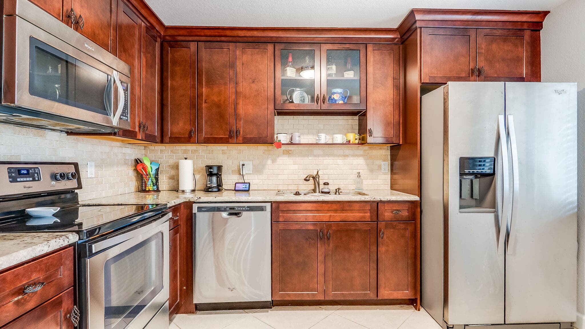 303 Lakeview Drive 102, Weston, FL 33326 — photo 13 of 34