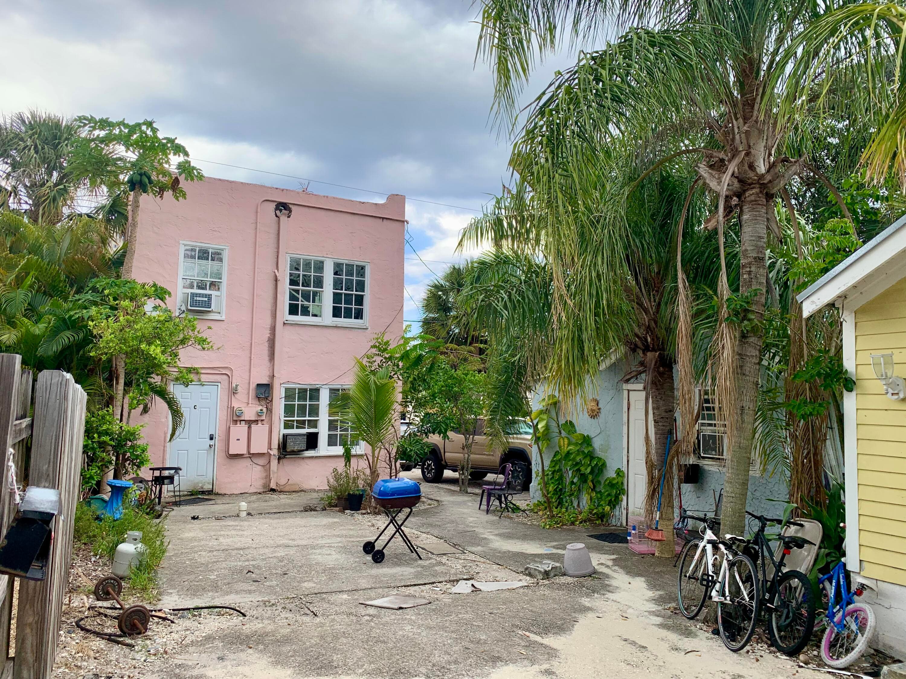 1310 Florida Avenue, West Palm Beach, FL 33401 — photo 10 of 15