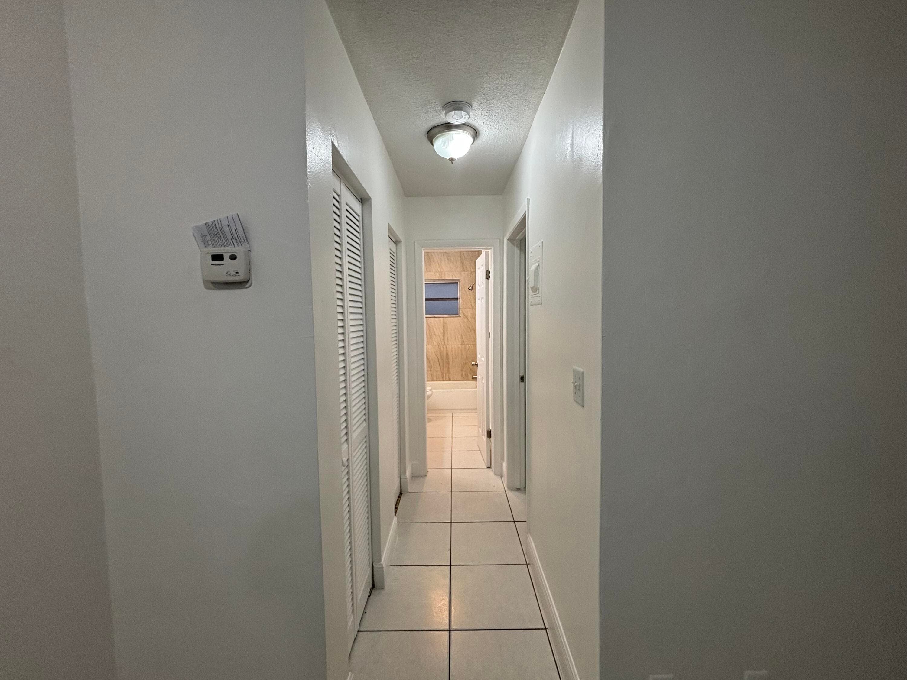 1916 SW 11th Street 31, Fort Lauderdale, FL 33312 — photo 7 of 12
