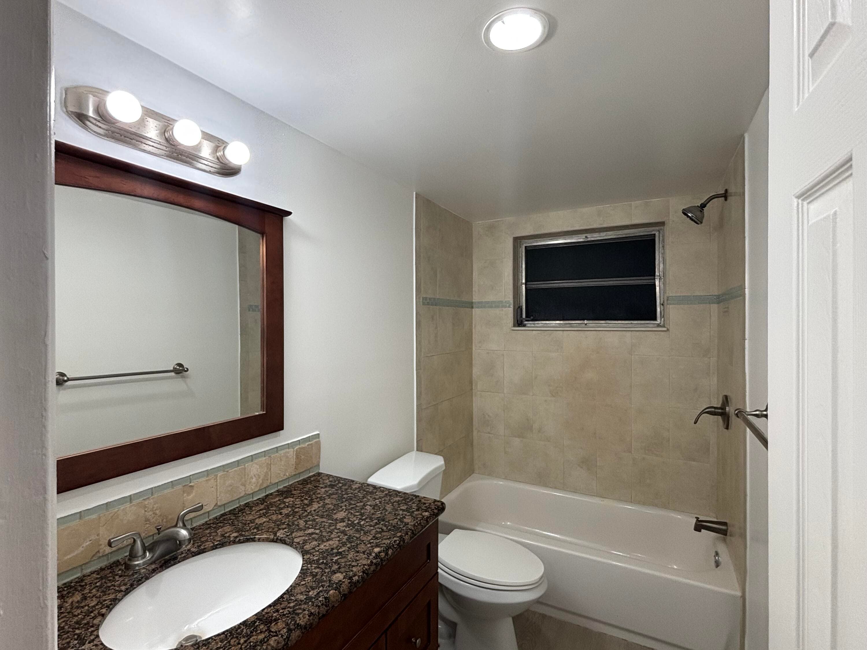 1916 SW 11th Street 5, Fort Lauderdale, FL 33312 — photo 8 of 12