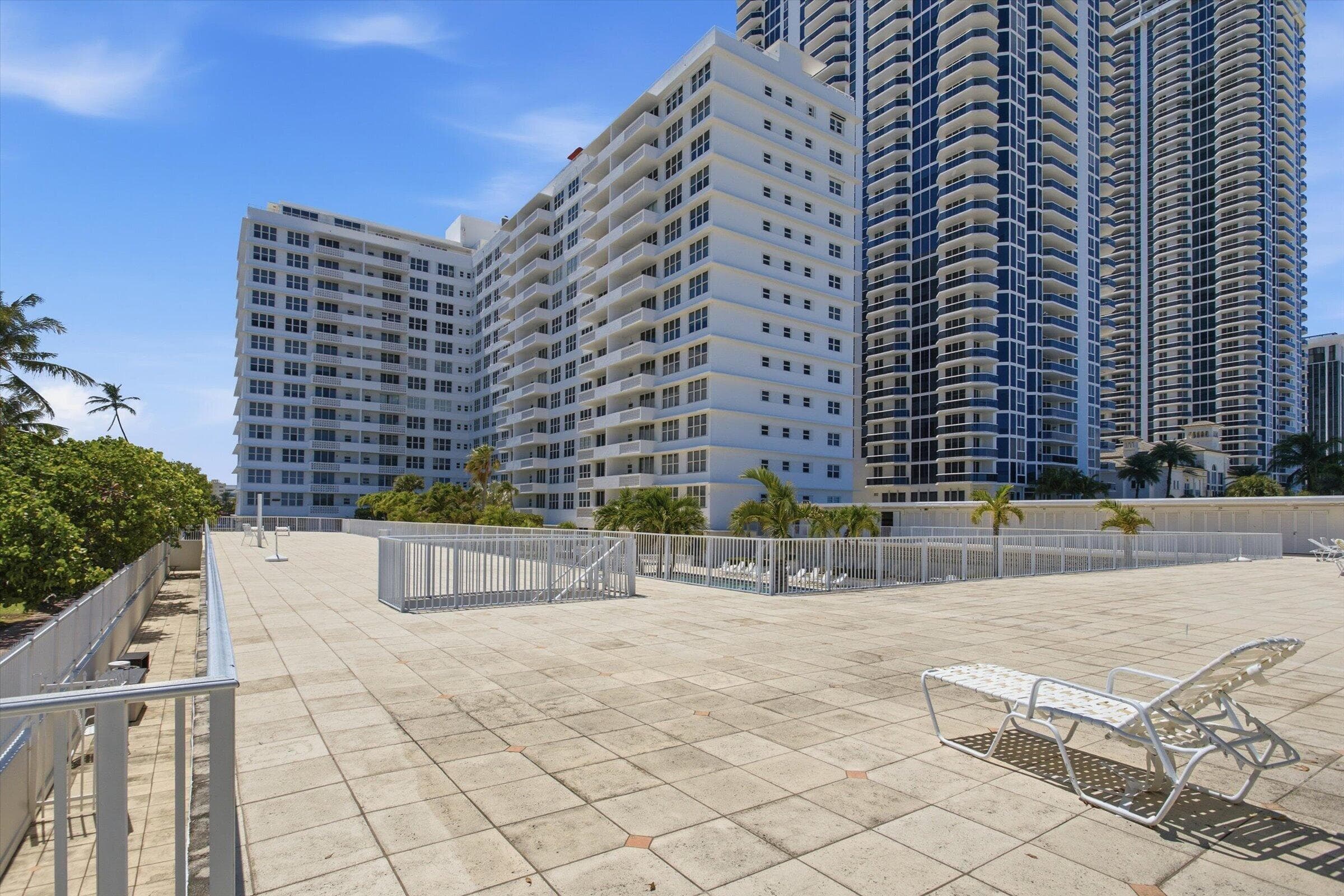 4747 Collins Avenue 1109, Miami Beach, FL 33140 — photo 33 of 47