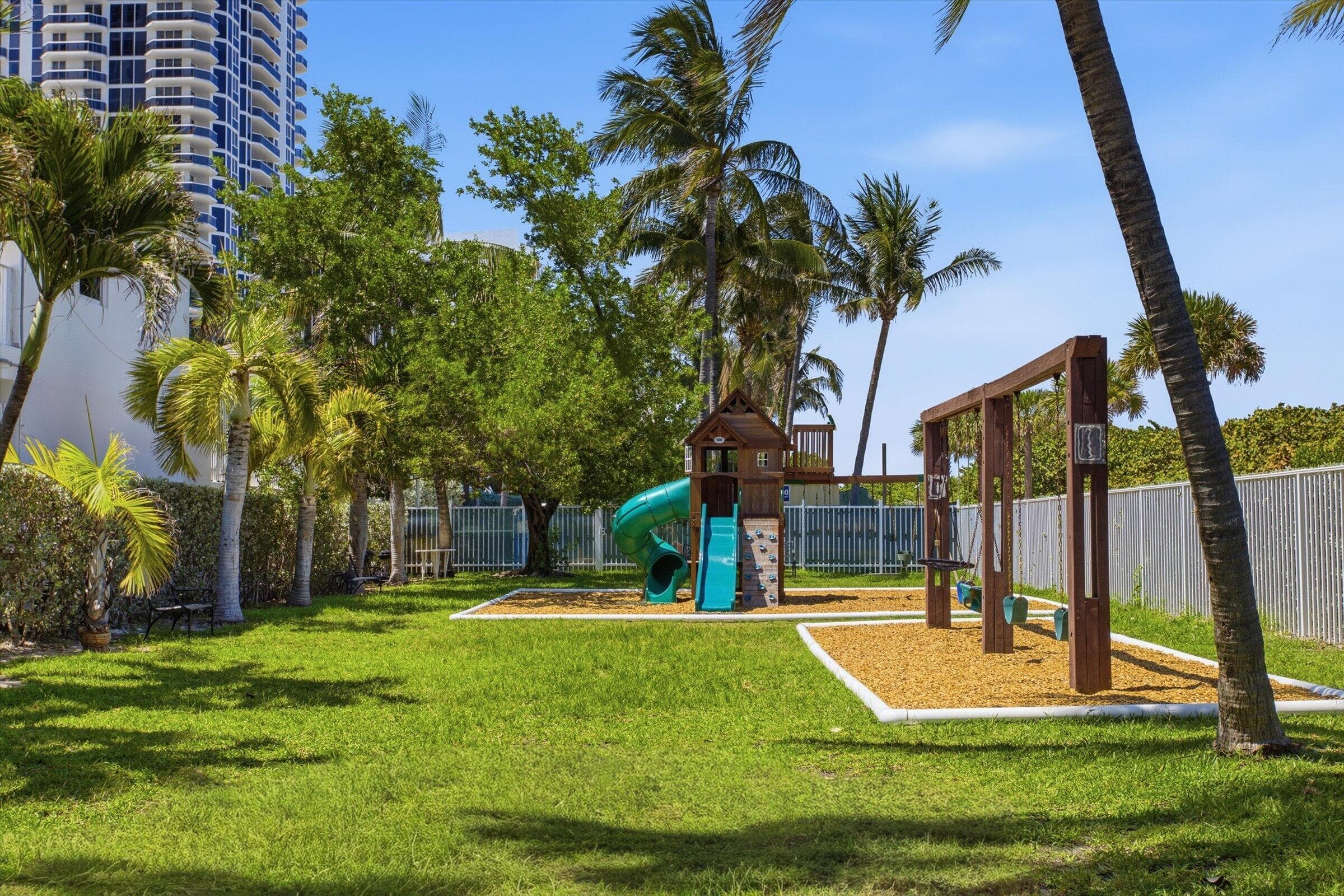 4747 Collins Avenue 1109, Miami Beach, FL 33140 — photo 40 of 47