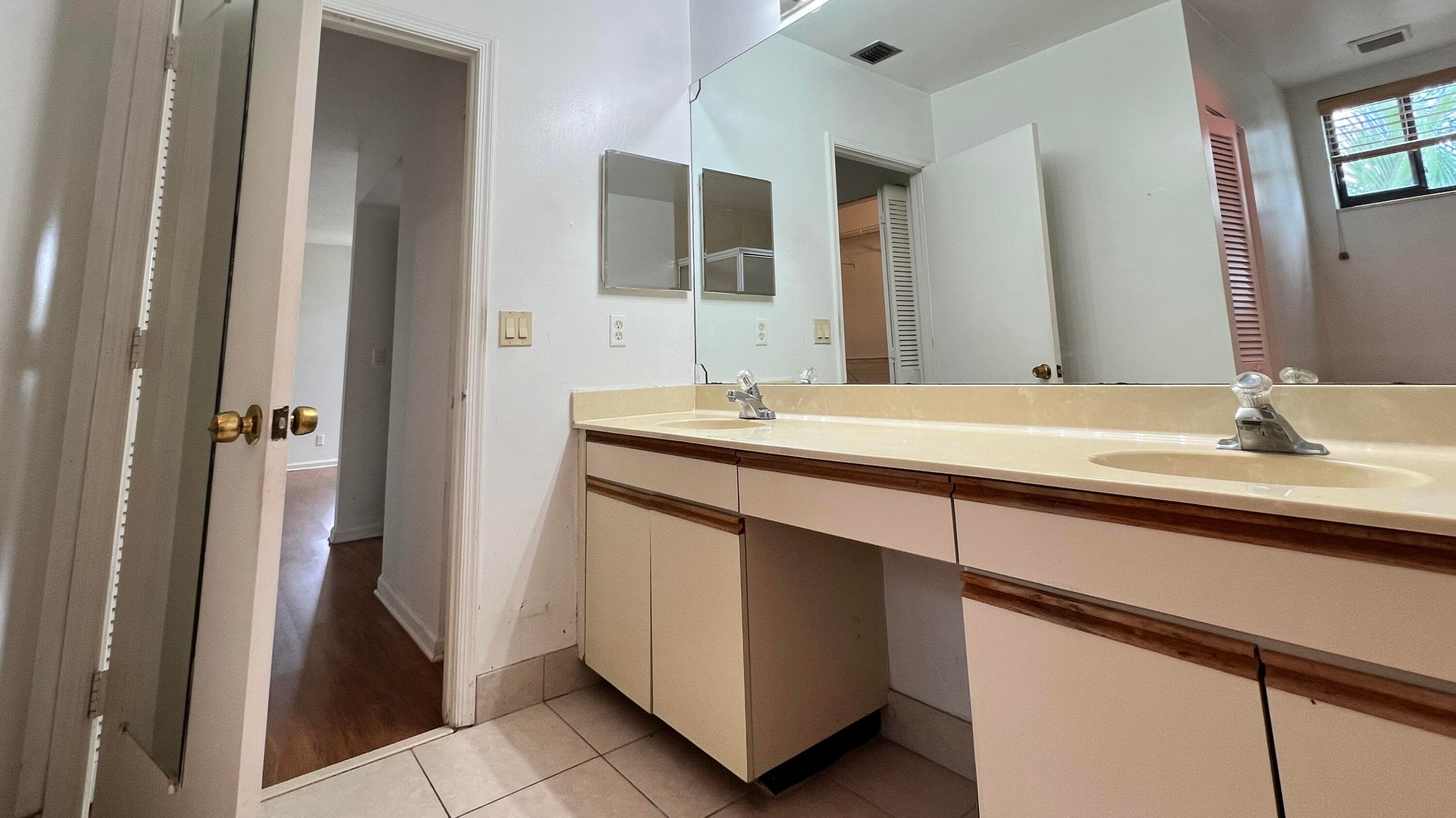 19209 Sabal Lake Drive 19209, Boca Raton, FL 33434 — photo 13 of 36