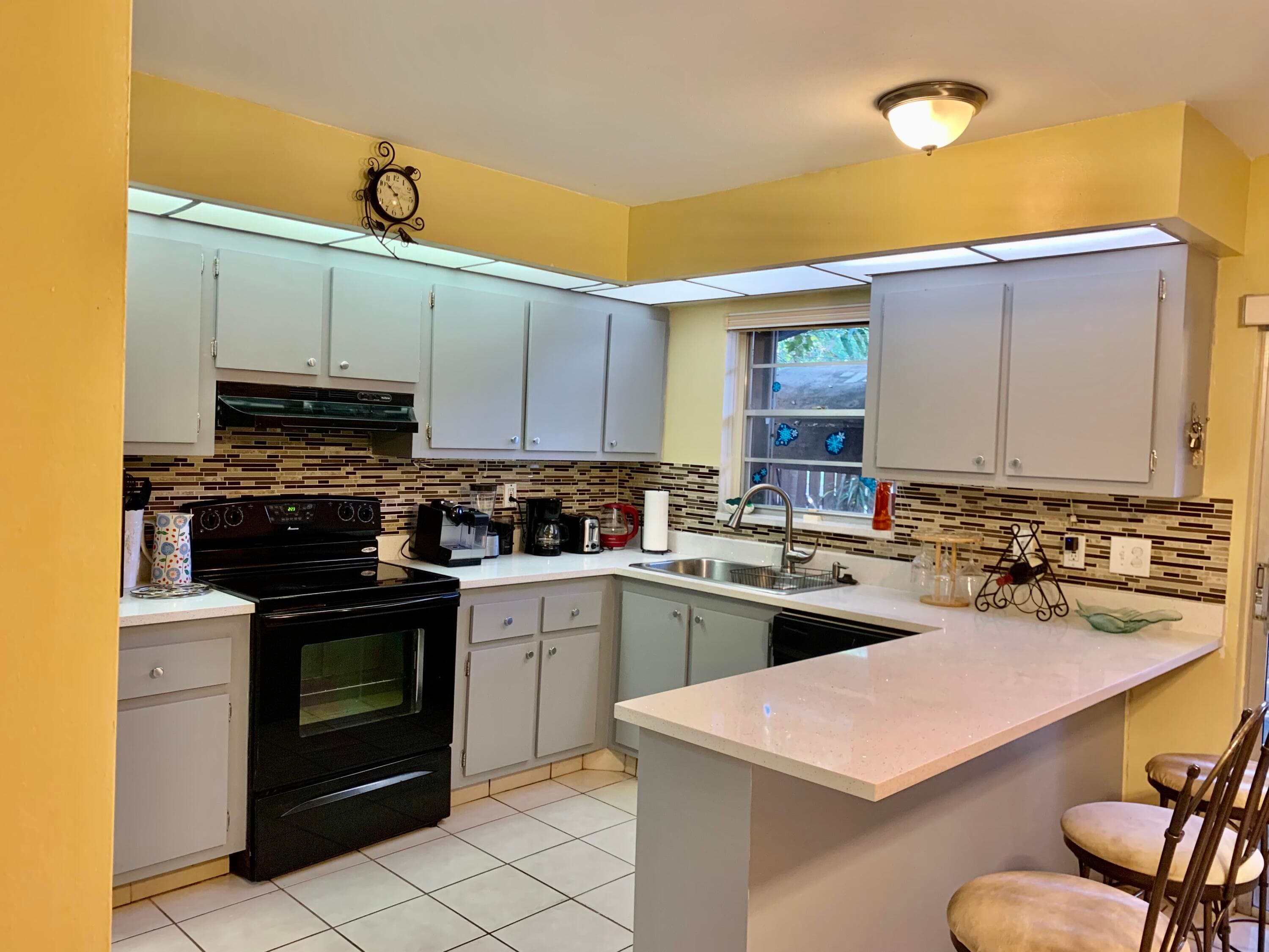 8115 SW 24 Th St 27d, North Lauderdale, FL 33068 — photo 9 of 29
