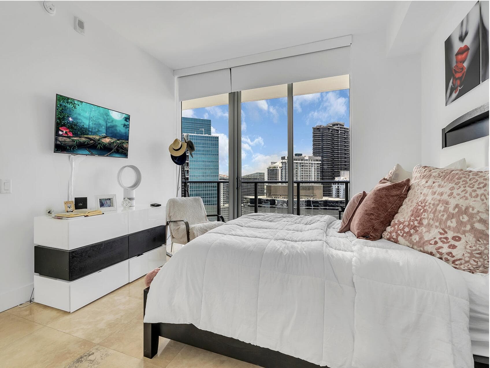 1300 Brickell Bay Drive 3900, Miami, FL 33131 — photo 9 of 12