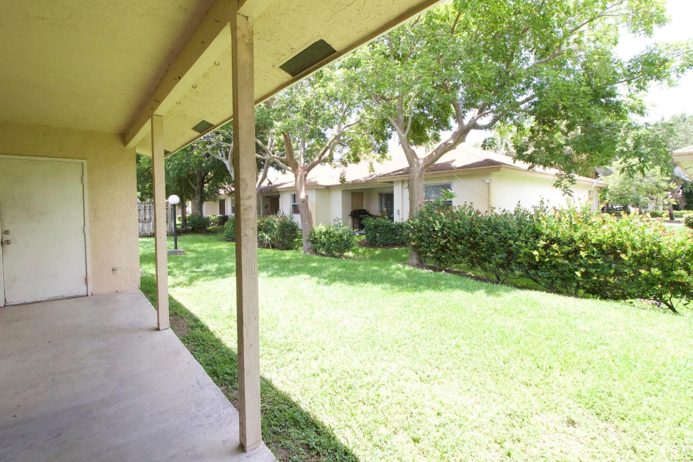3820 Harwood Street, West Palm Beach, FL 33403 — photo 7 of 18