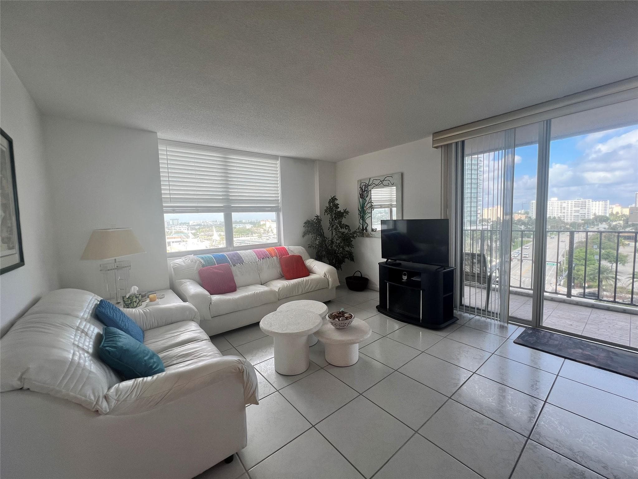 101 Briny Avenue 811, Pompano Beach, FL 33062 — photo 1 of 30