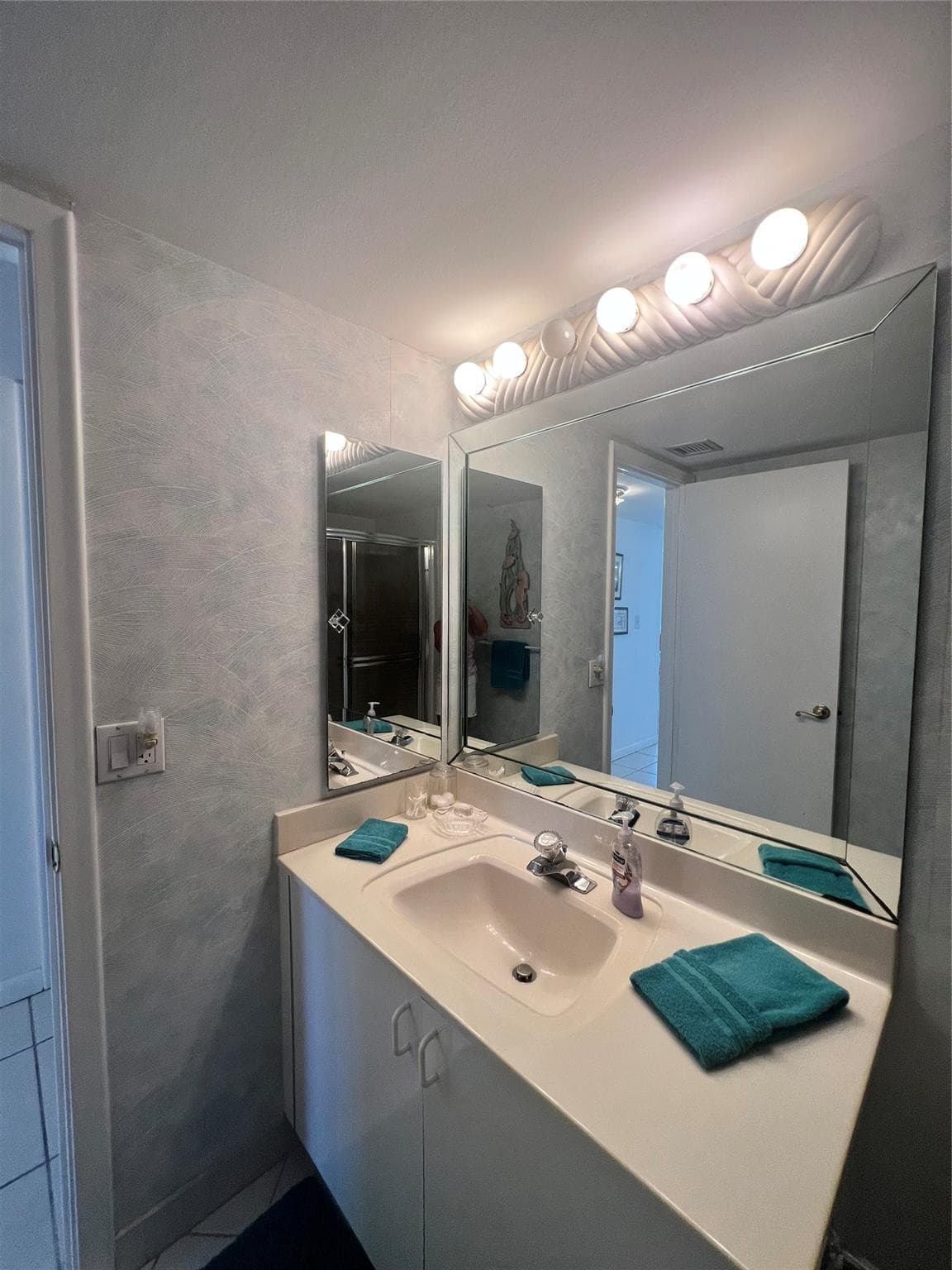 101 Briny Avenue 811, Pompano Beach, FL 33062 — photo 14 of 30