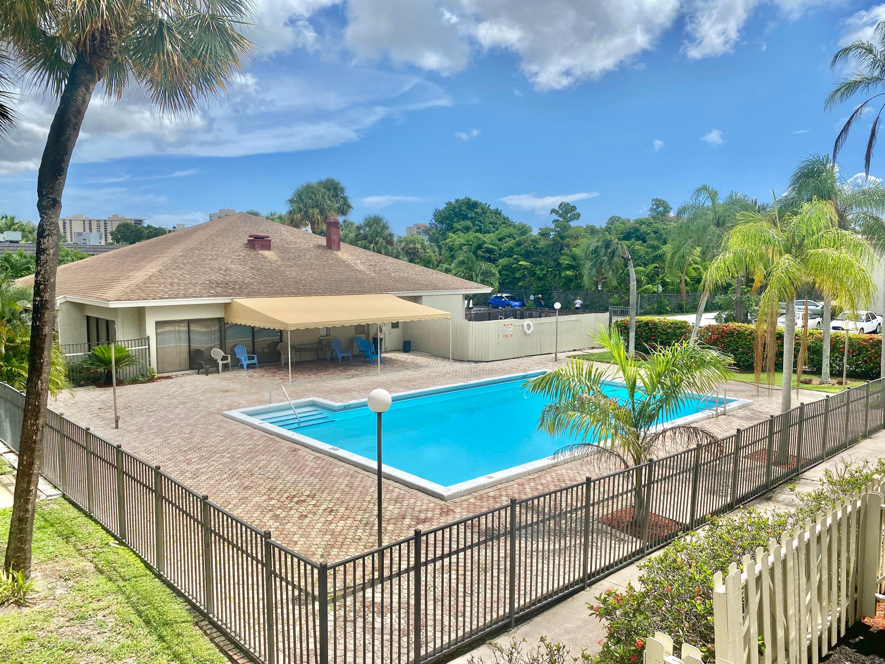 1500 N Congress Avenue C11, West Palm Beach, FL 33401 — photo 28 of 36