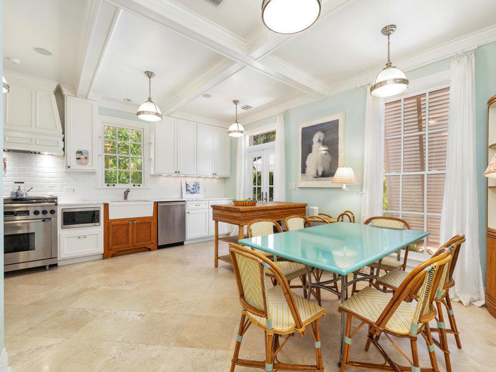 243 Garden Road, Palm Beach, FL 33480 — photo 7 of 32