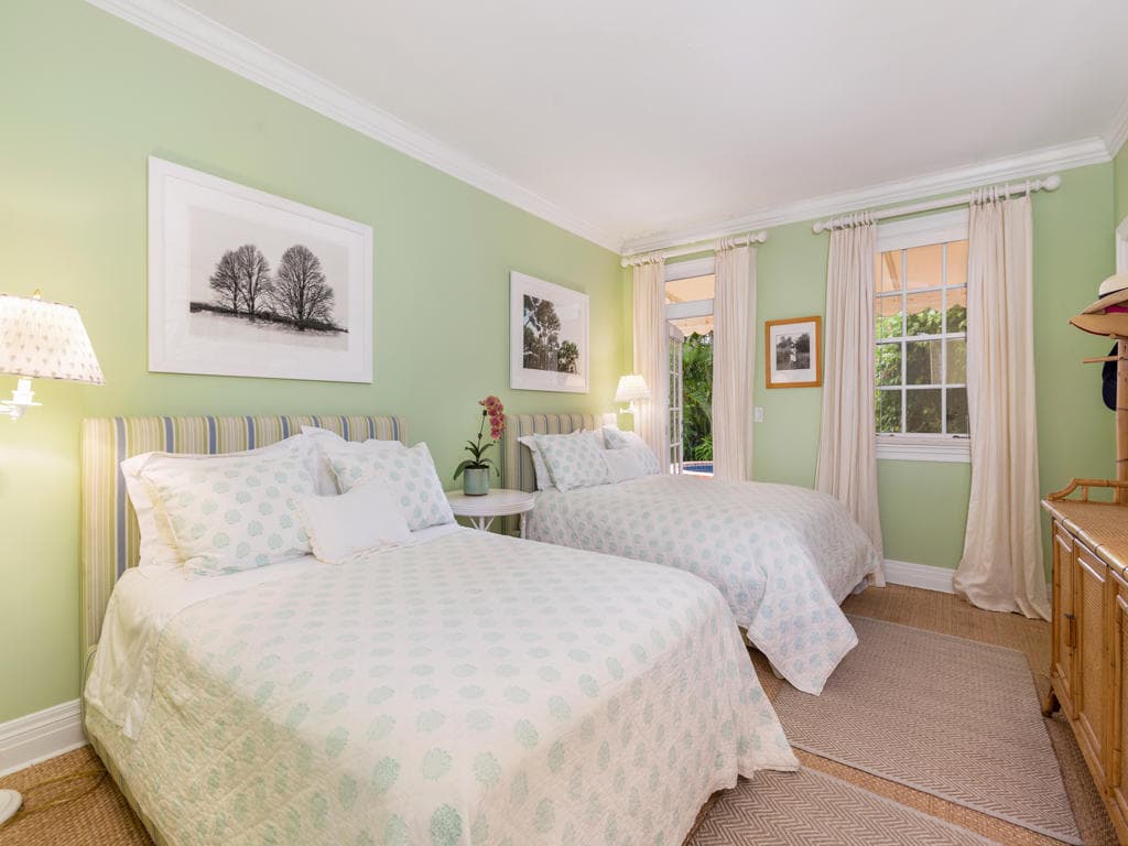 243 Garden Road, Palm Beach, FL 33480 — photo 15 of 32