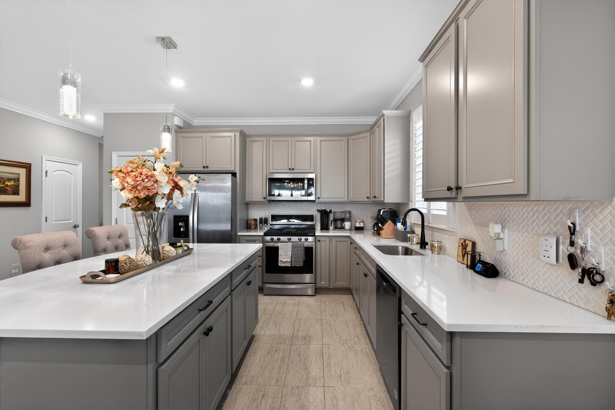 10430 SW Captiva Drive, Port St. Lucie, FL 34987 — photo 4 of 59