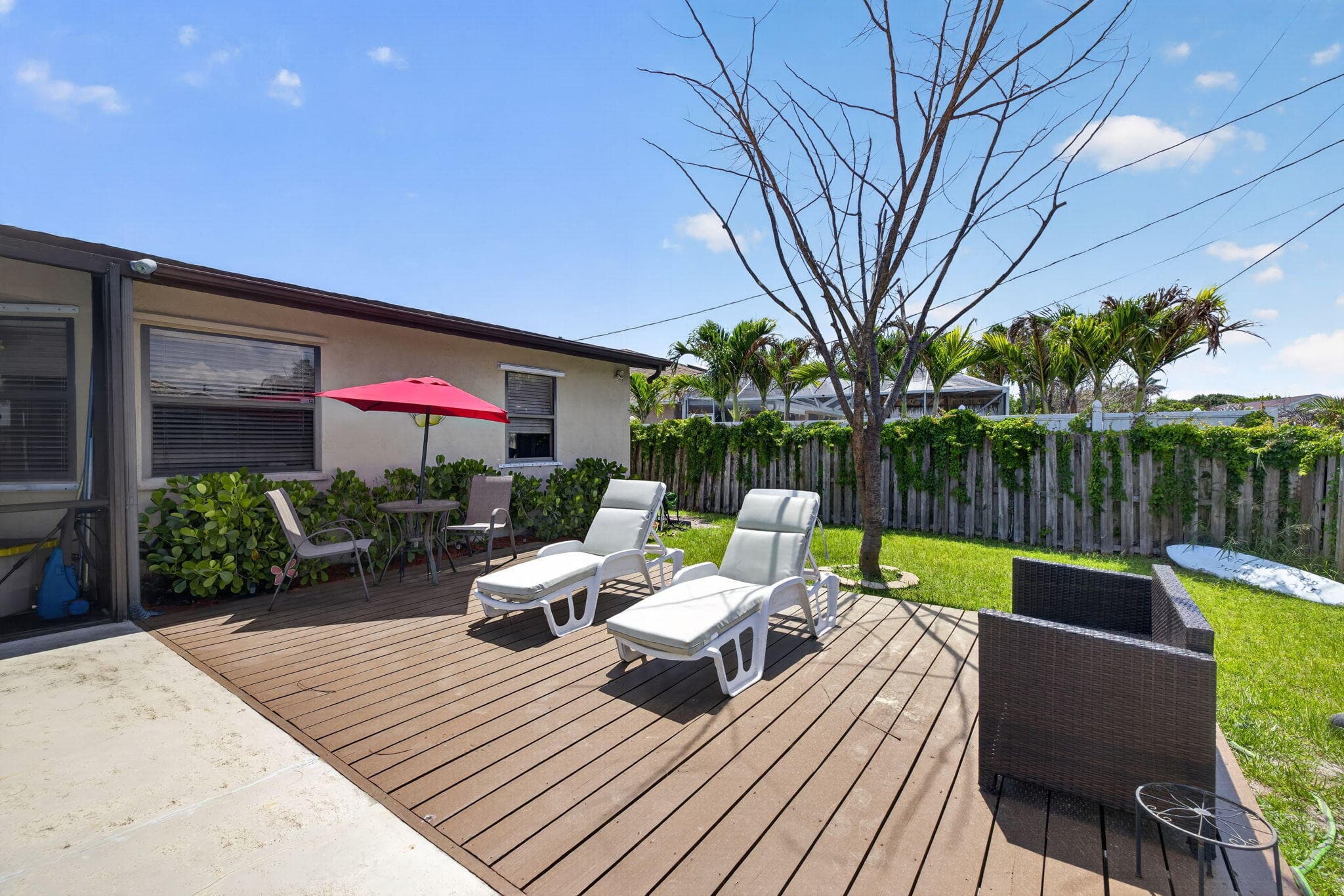 437 SE Nome Drive, Port St. Lucie, FL 34984 — photo 3 of 37