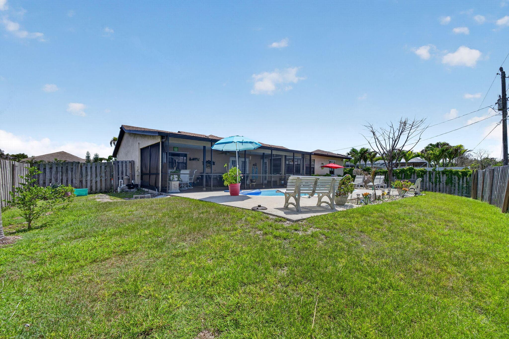 437 SE Nome Drive, Port St. Lucie, FL 34984 — photo 4 of 37