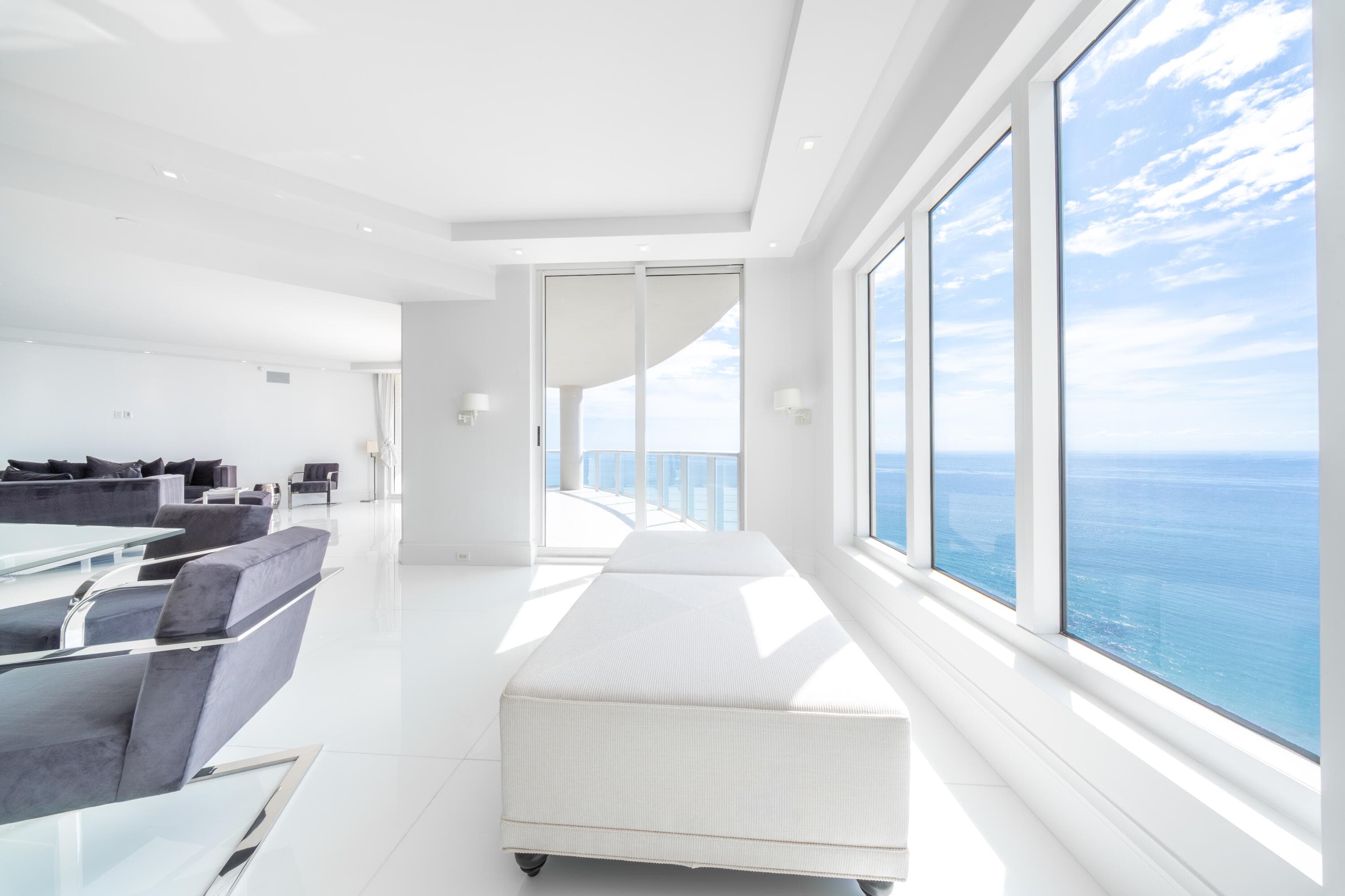 Condominium in Riviera Beach — photo 5 of 22