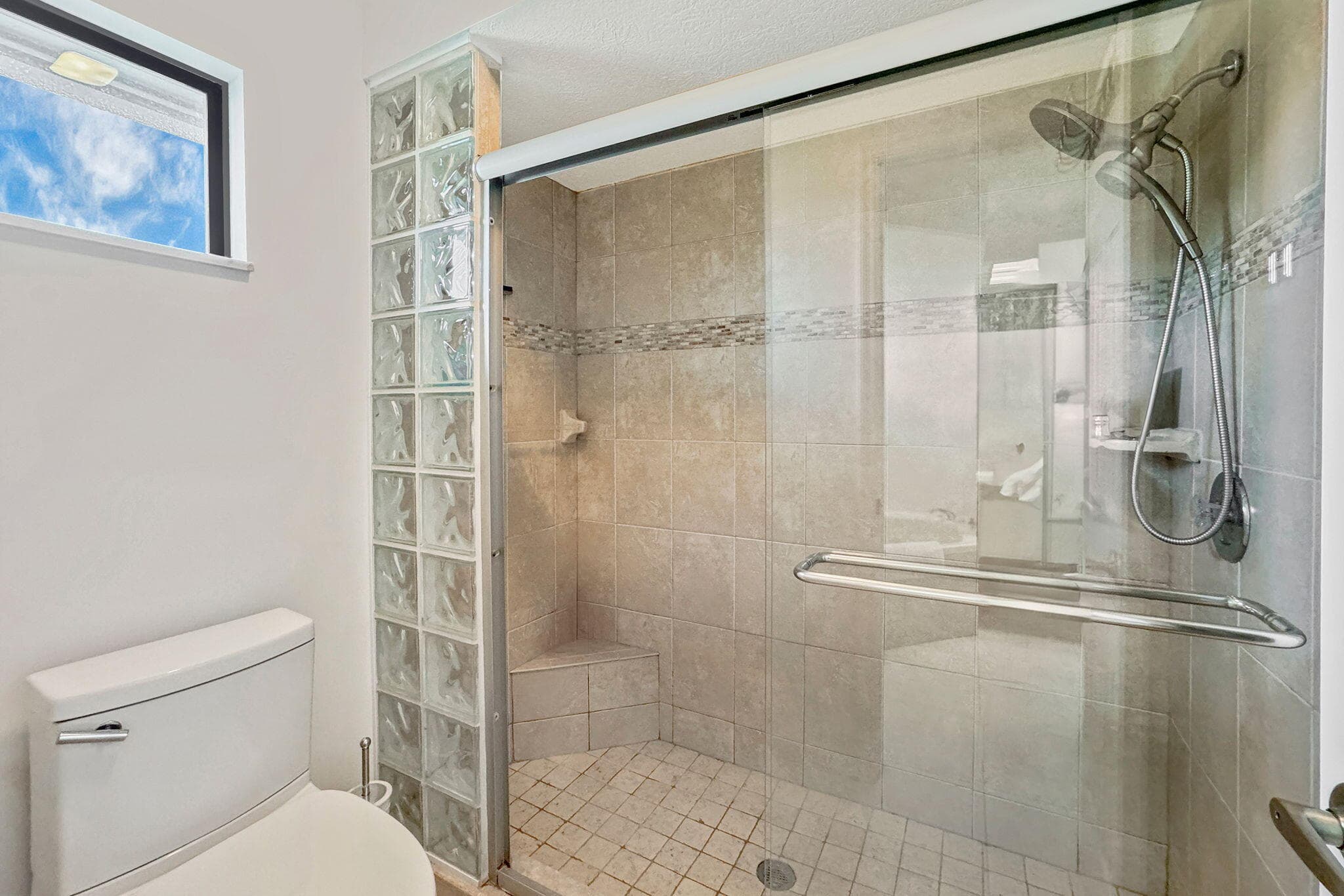 10705 SE Seabreeze Court, Hobe Sound, FL 33455 — photo 36 of 76