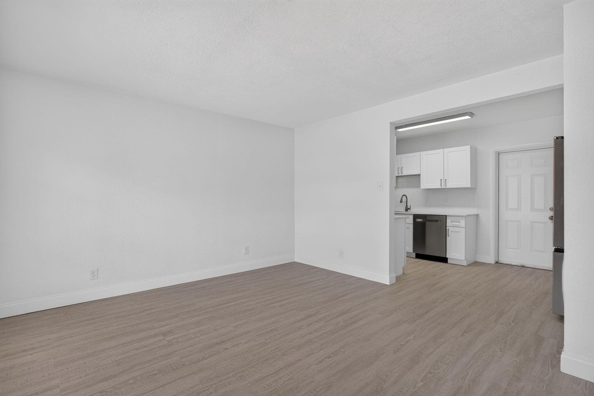 317 SW 19th Street, Fort Lauderdale, FL 33315 — photo 6 of 28