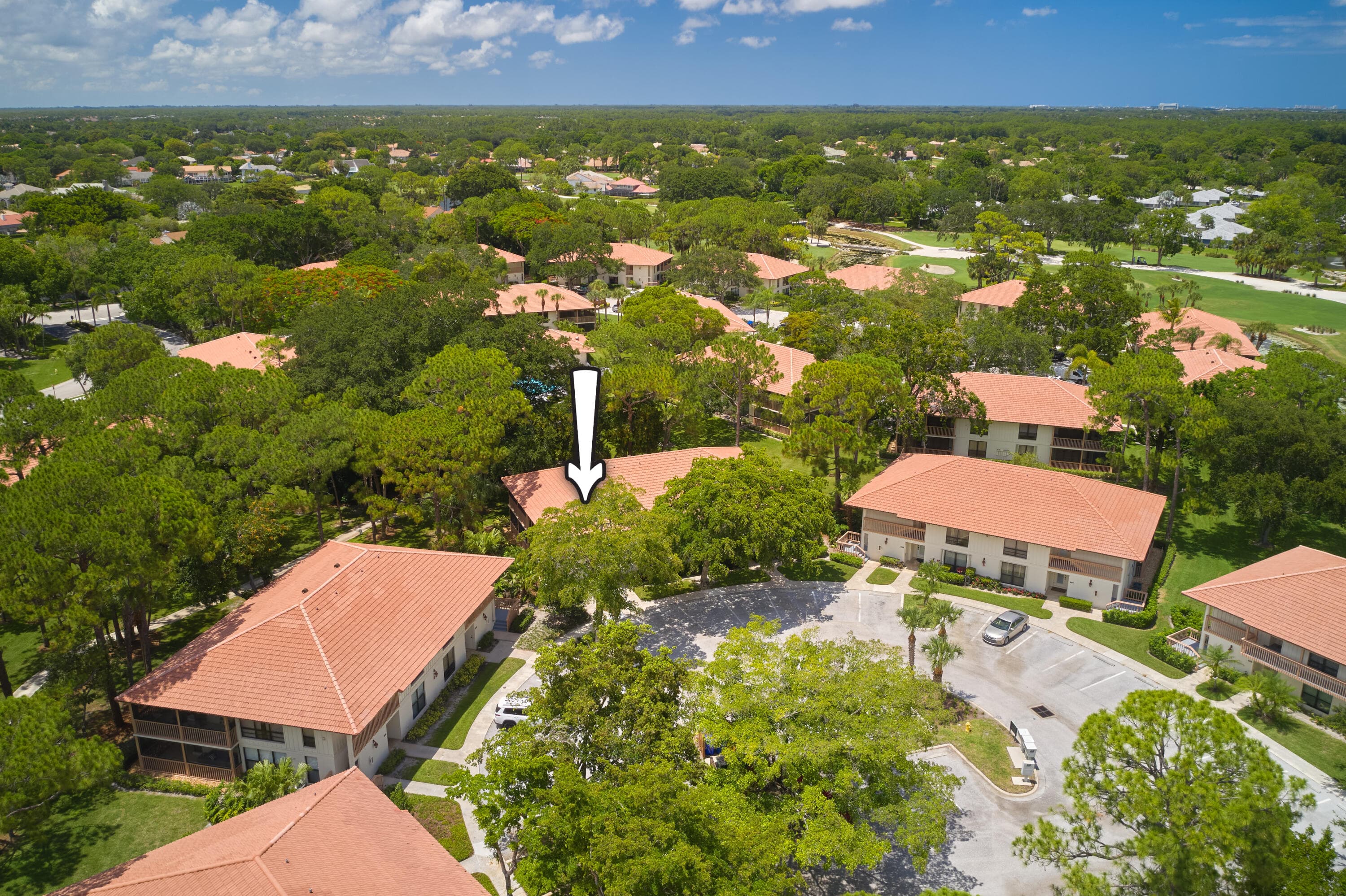 563 Brackenwood Place, Palm Beach Gardens, FL 33418 — photo 2 of 24