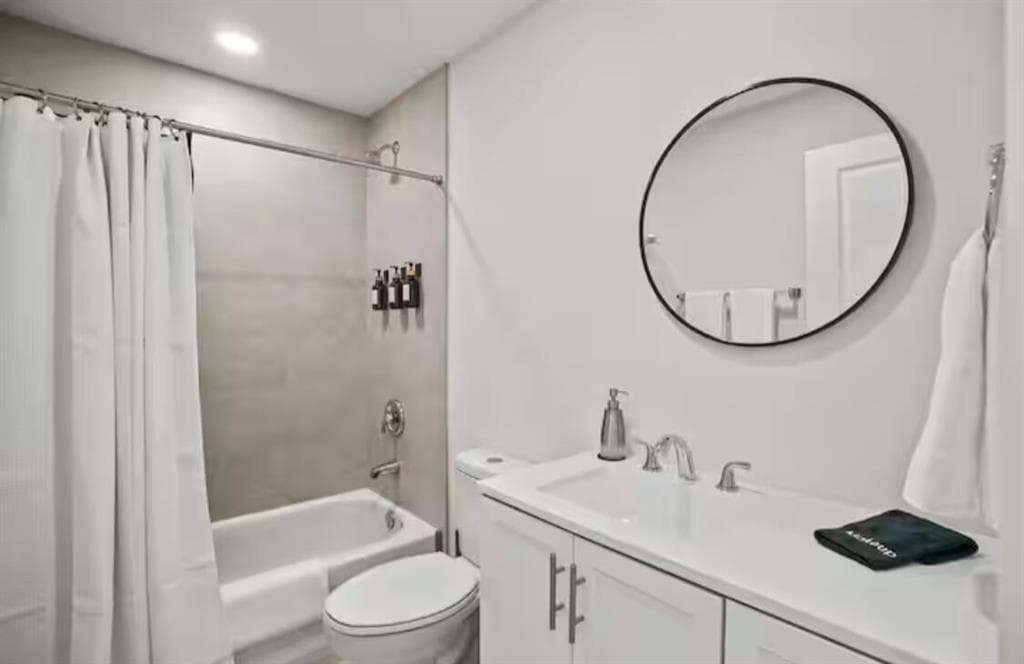 1547 W 26th Court 2, Riviera Beach, FL 33404 — photo 8 of 18