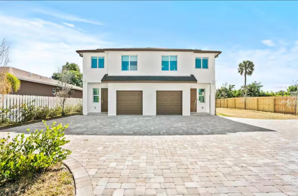 1547 W 26th Court 2, Riviera Beach, FL 33404 — photo 1 of 18
