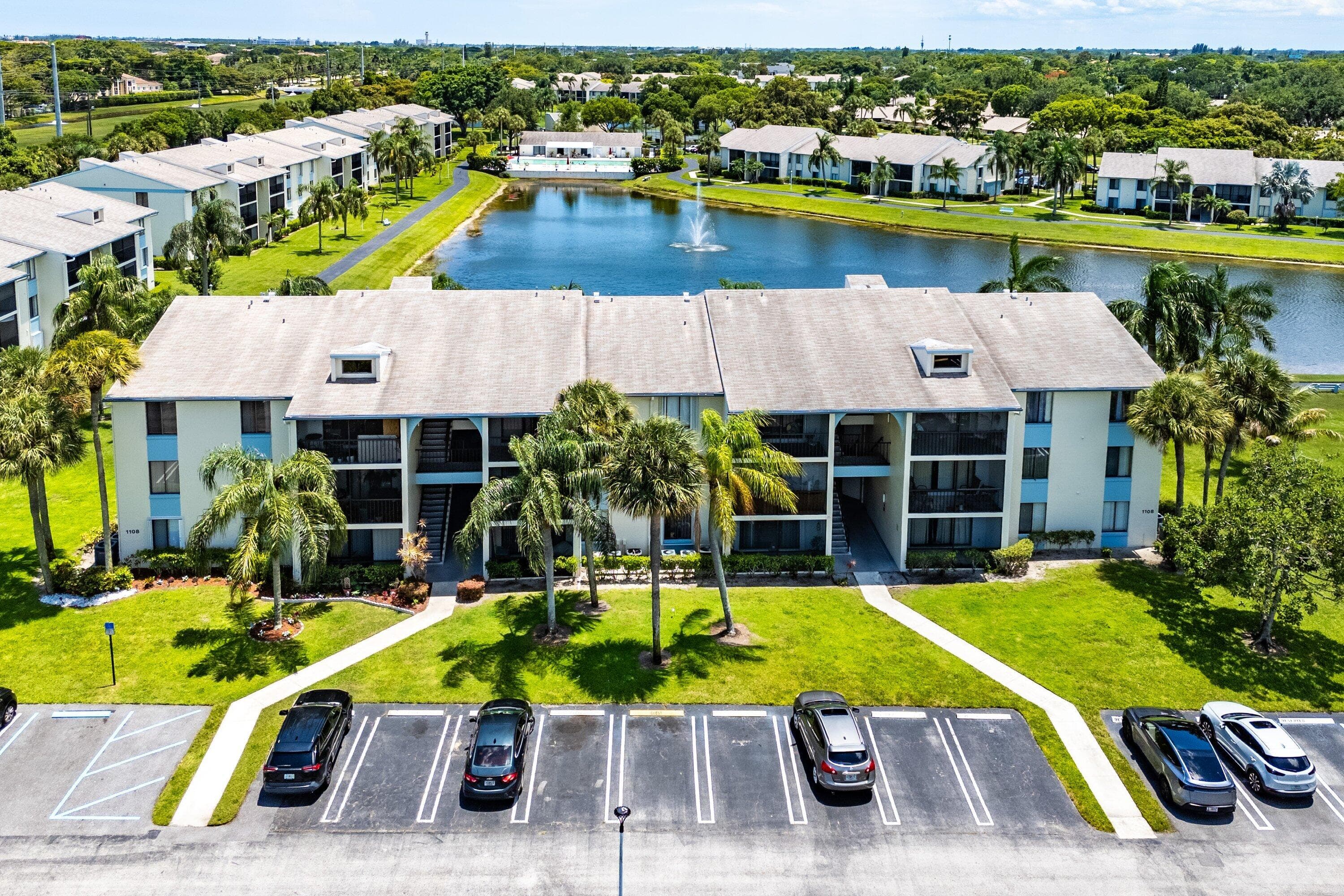 1108 Green Pine Boulevard E1, West Palm Beach, FL 33409 — photo 26 of 43