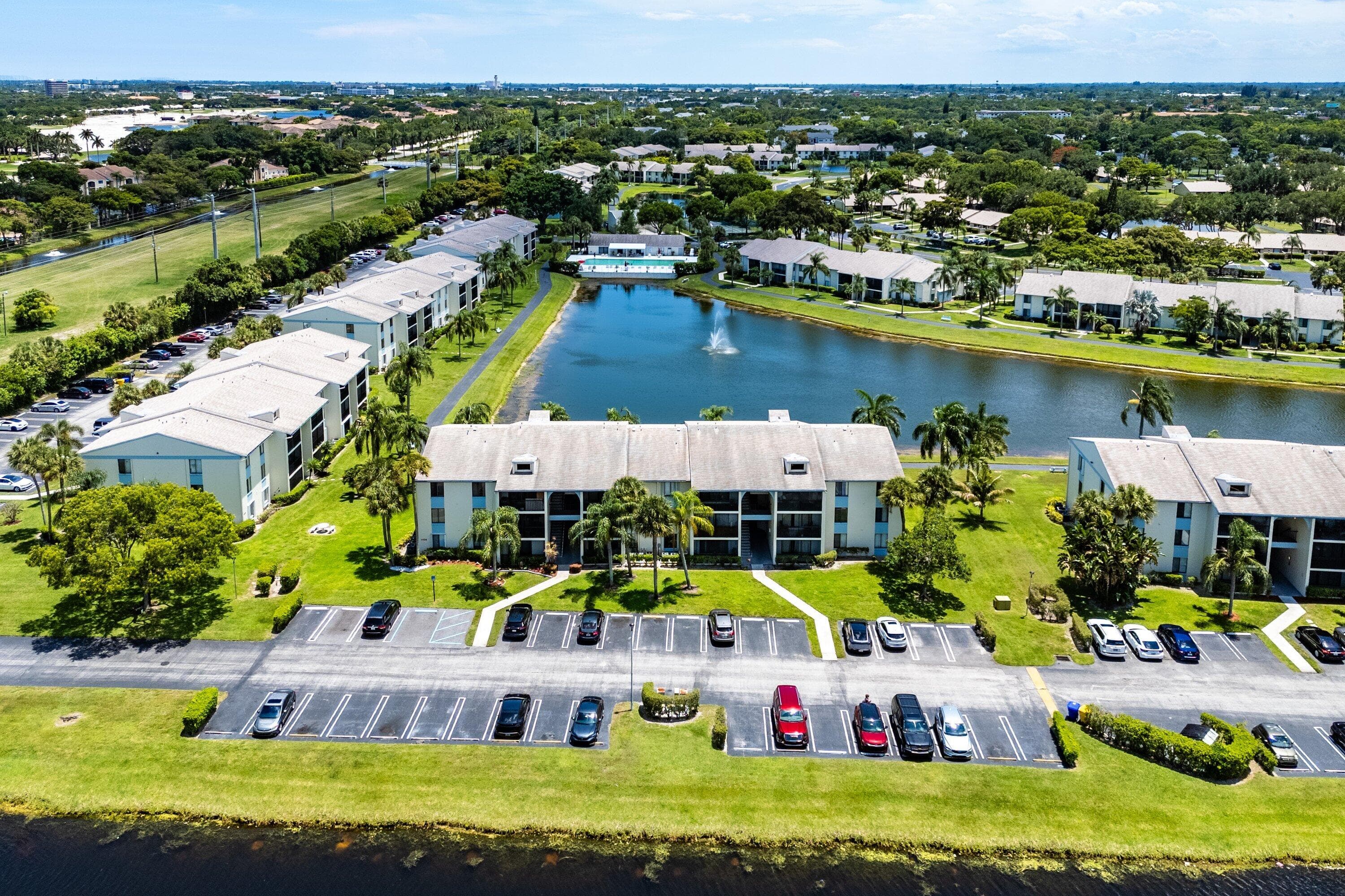 1108 Green Pine Boulevard E1, West Palm Beach, FL 33409 — photo 29 of 43