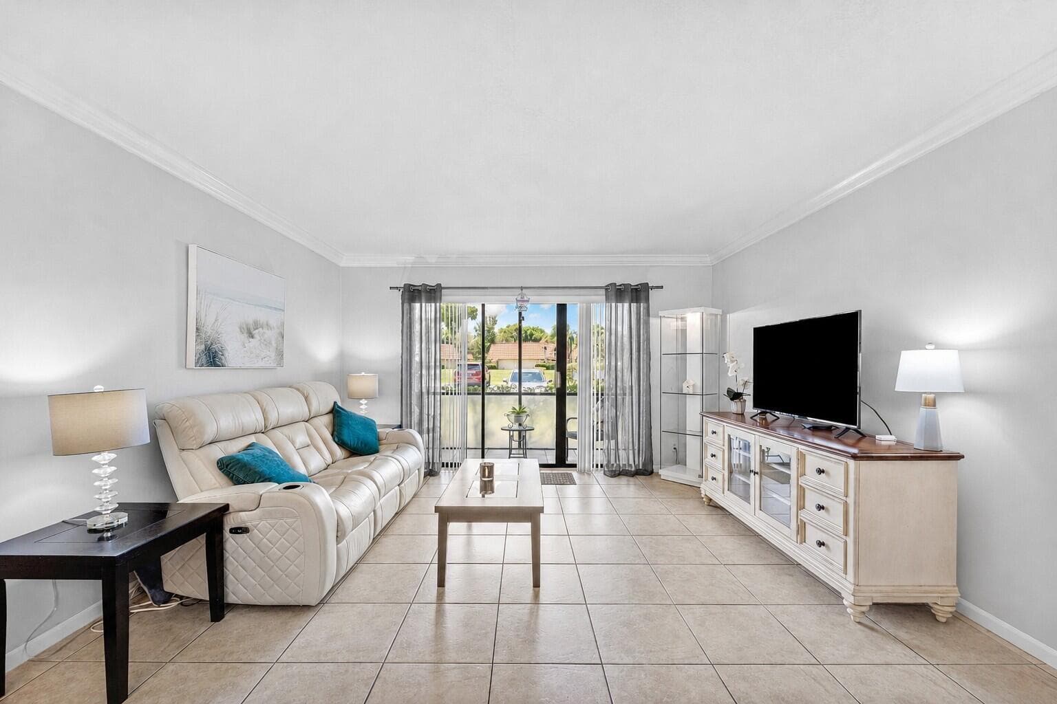 1108 Green Pine Boulevard E1, West Palm Beach, FL 33409 — photo 4 of 43