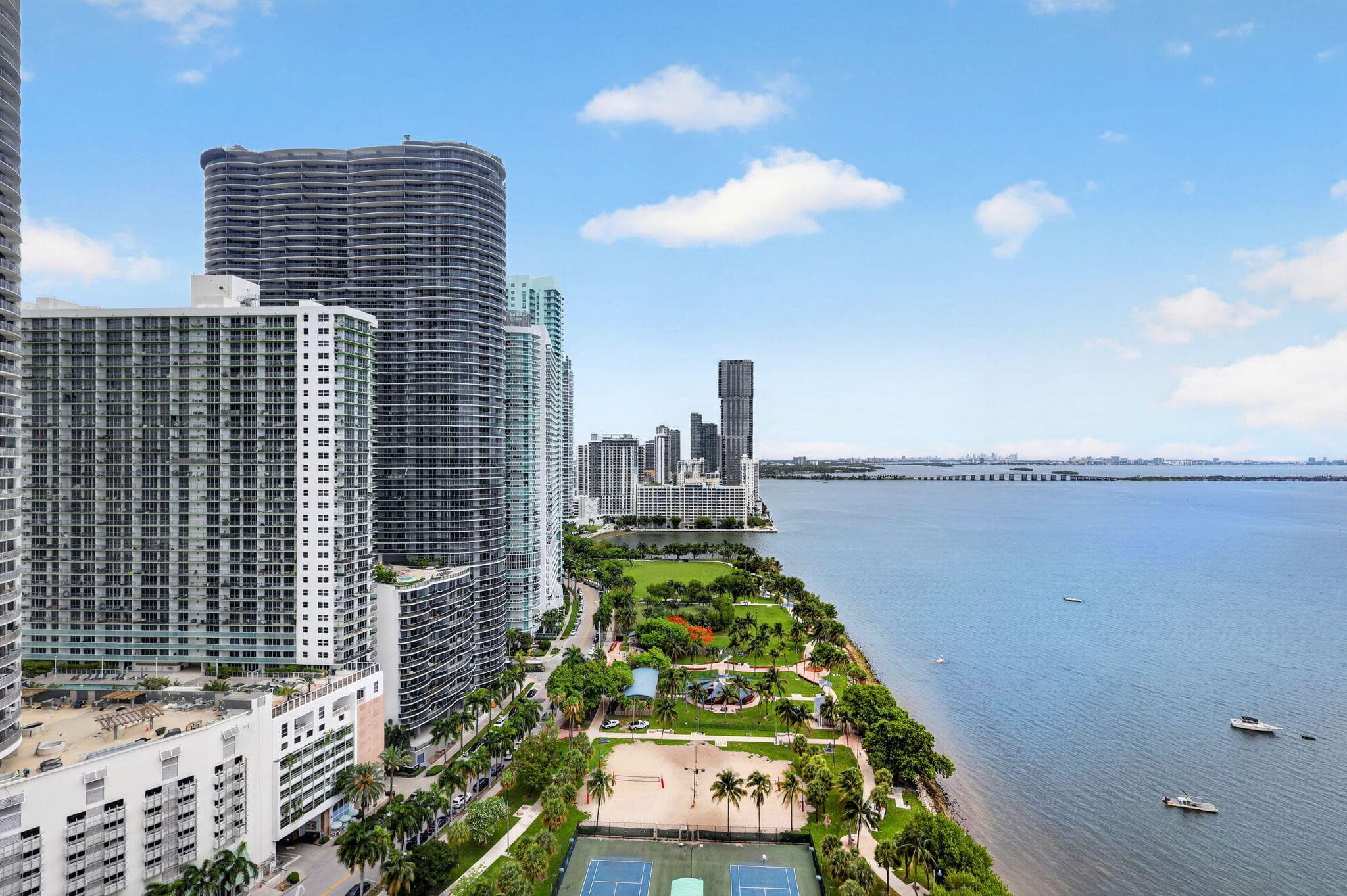 1717 N Bayshore Drive A-2935, Miami, FL 33132 — photo 2 of 68
