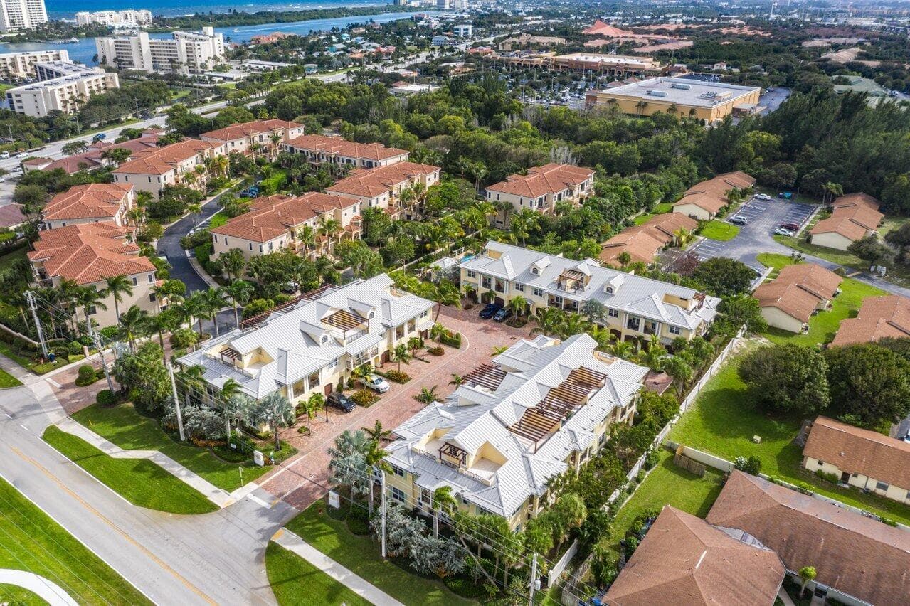 3770 County Line Road C1, Tequesta, FL 33469 — photo 3 of 25