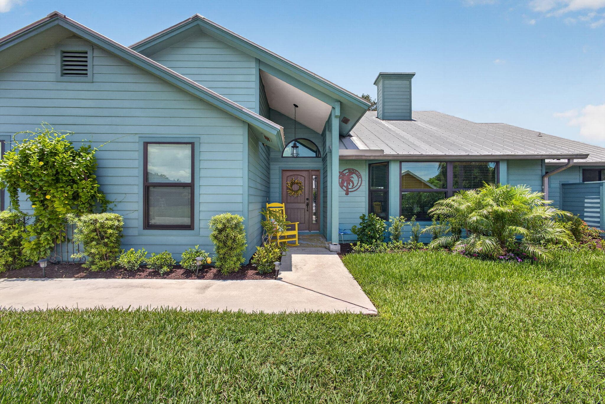 10705 SE Seabreeze Court, Hobe Sound, FL 33455 — photo 1 of 76