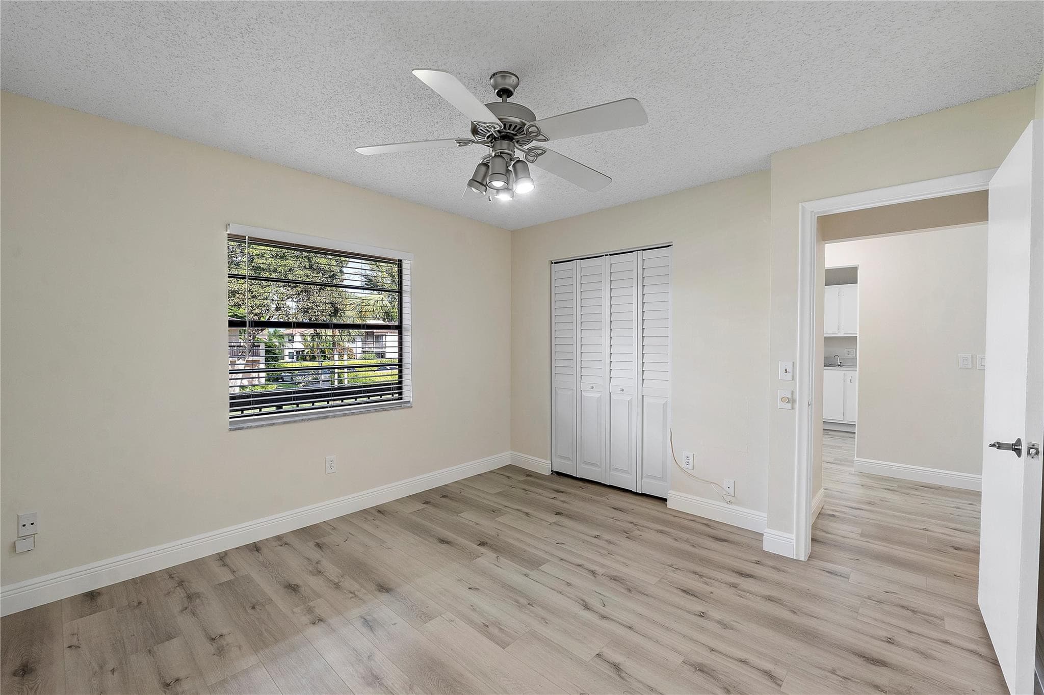 21542 Juego Circle 27h, Boca Raton, FL 33433 — photo 11 of 12