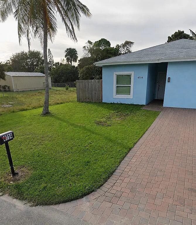 4714 Alberta Avenue, Schall Circle, FL 33417 — photo