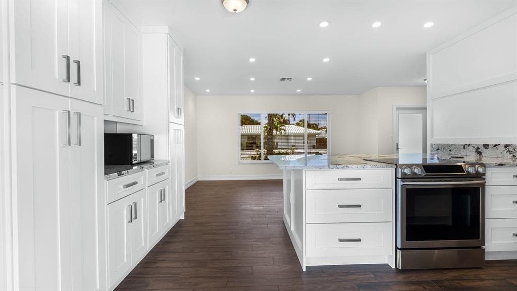 1041 SW 4th Street, Boca Raton, FL 33486 — photo 11 of 26