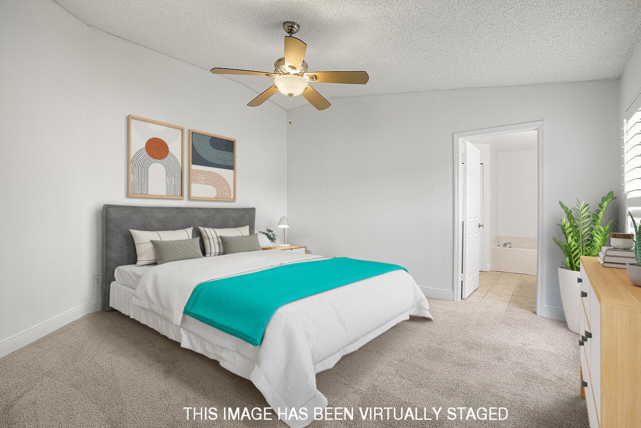 966 E 13th Square, Vero Beach, FL 32960 — photo 14 of 33