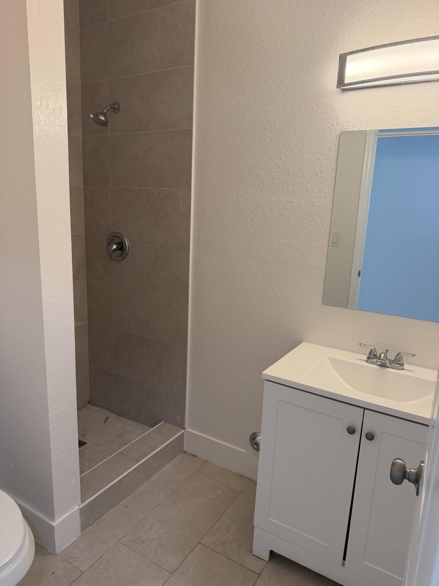 2604 NW 20th Street, Fort Lauderdale, FL 33311 — photo 6 of 8