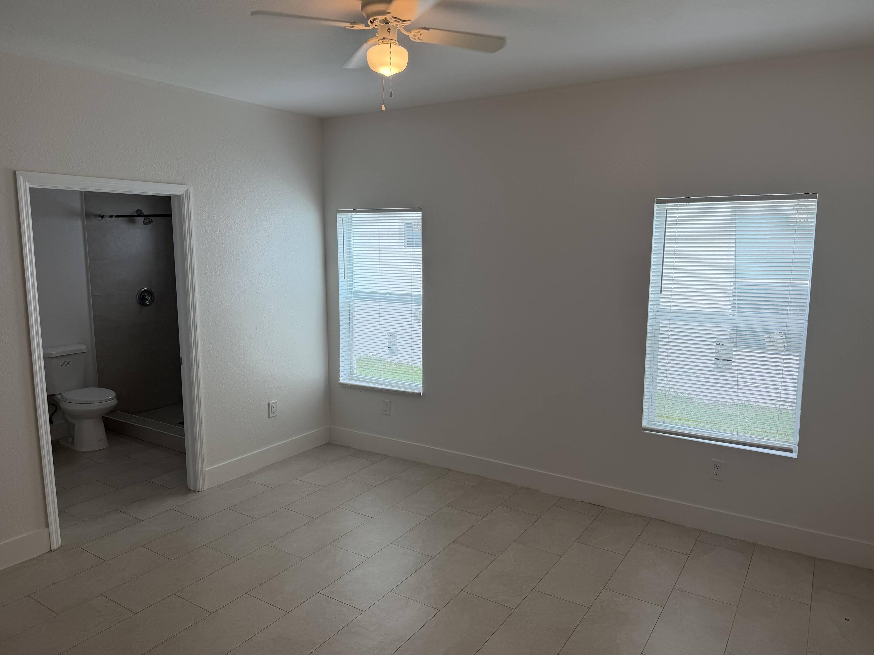 2604 NW 20th Street, Fort Lauderdale, FL 33311 — photo 4 of 8