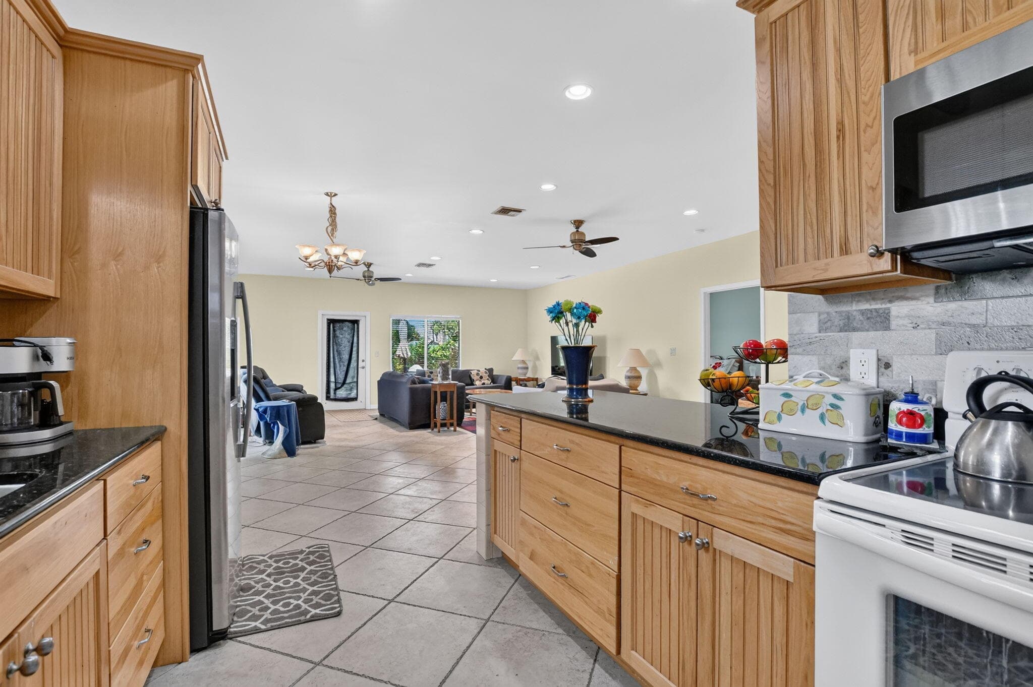 459 NE 1st Avenue, Deerfield Beach, FL 33441 — photo 22 of 54