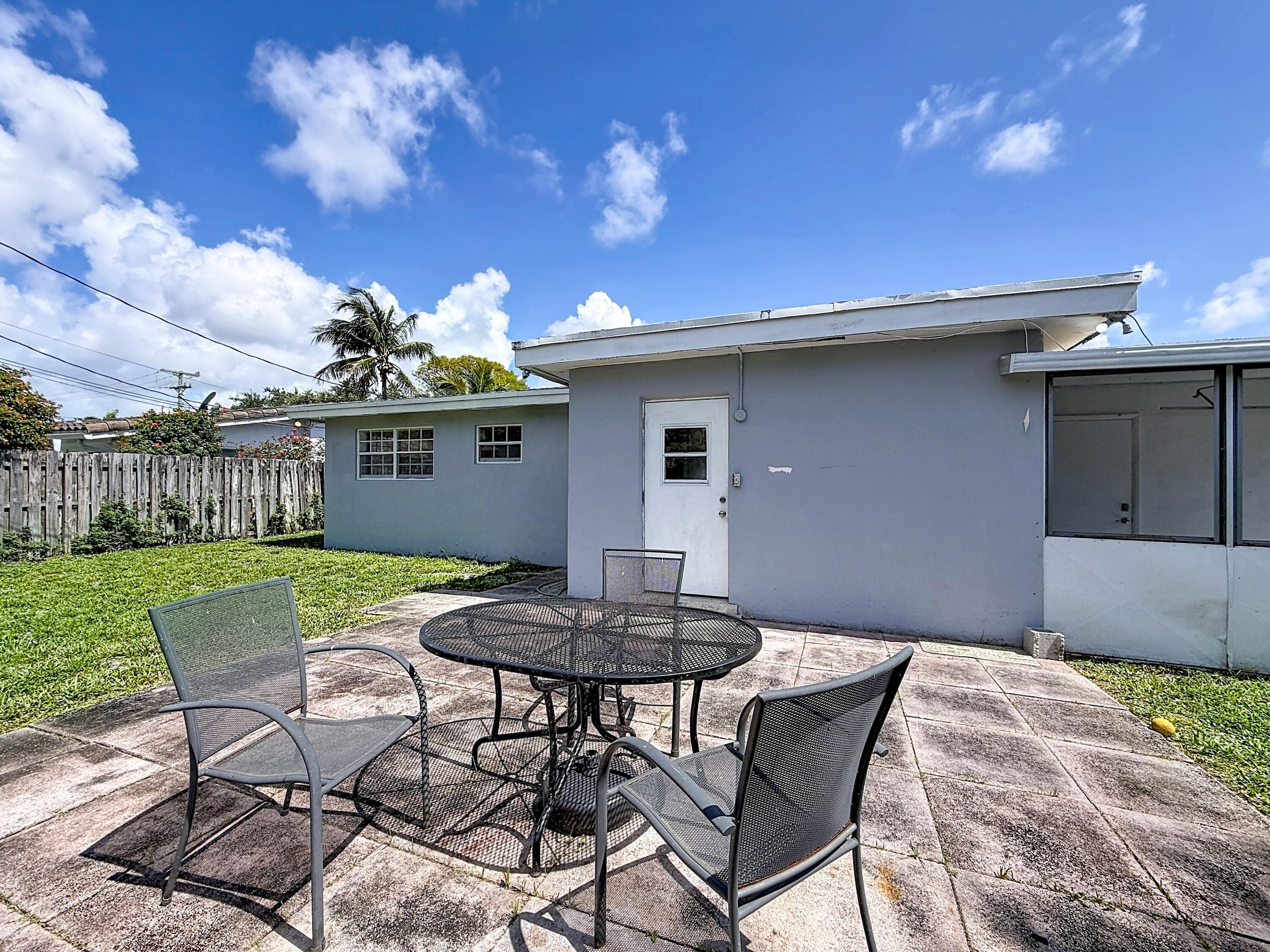 2000 NE 62nd Street, Fort Lauderdale, FL 33308 — photo 28 of 30