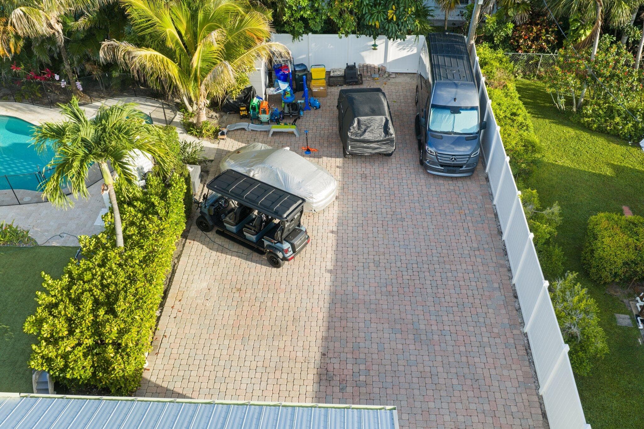 418 Oyster Road, North Palm Beach, FL 33408 — photo 42 of 45