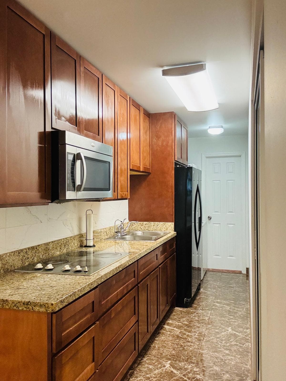 2325 NW 30th Street, Oakland Park, FL 33311 — photo 8 of 12