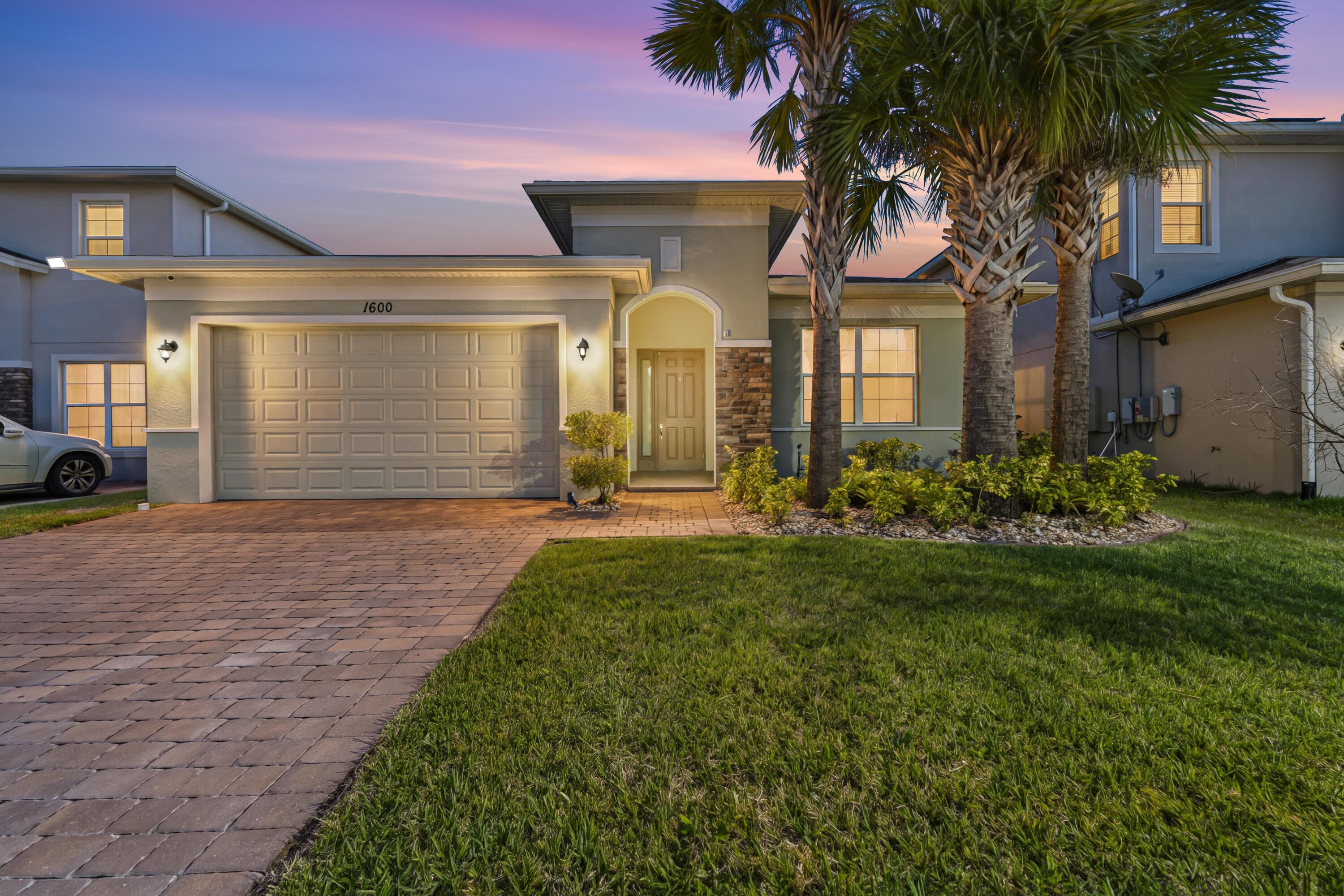 1600 NW Vivanco Street, Port St. Lucie, FL 34986 — photo 2 of 64