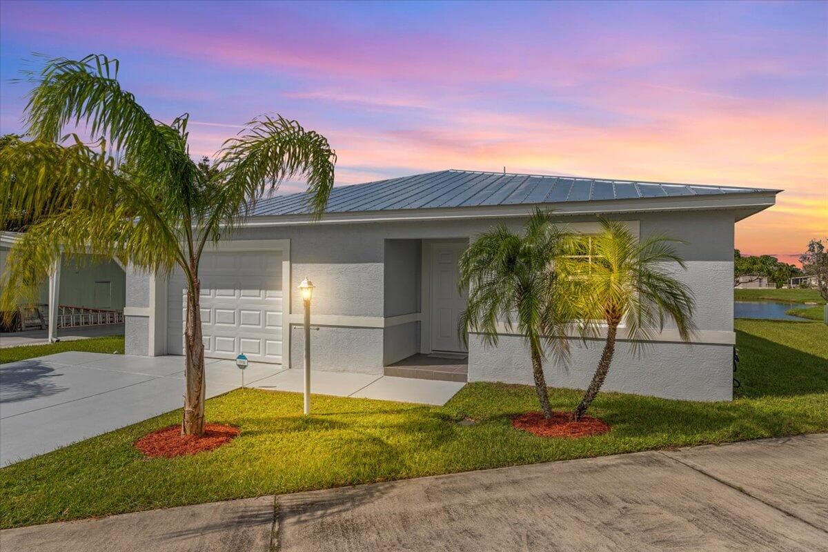 10 Juan Carlos Lane, Port St. Lucie, FL 34952 — photo 2 of 47