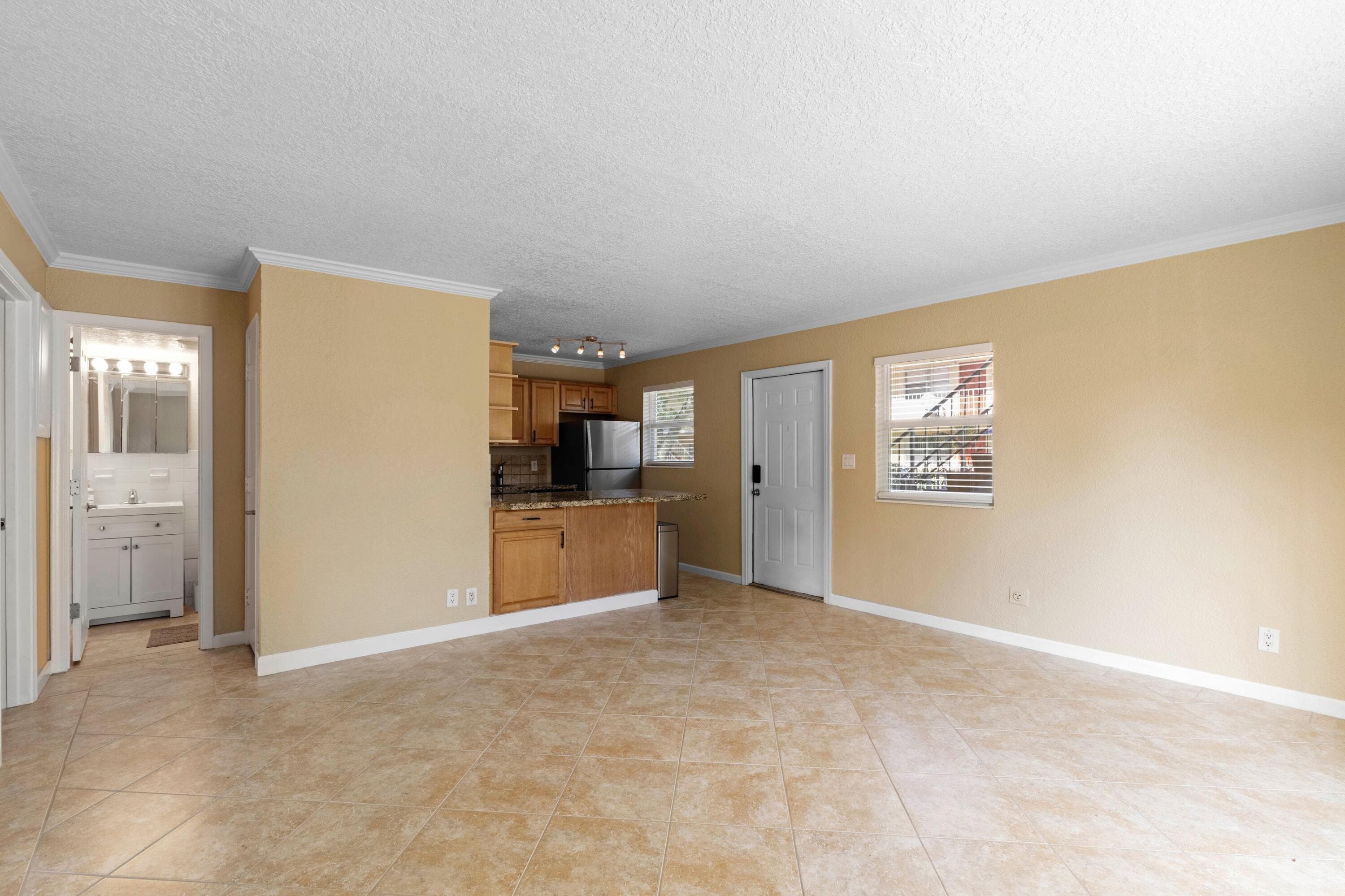 309 NE 16th Street 4, Fort Lauderdale, FL 33304 — photo 5 of 24