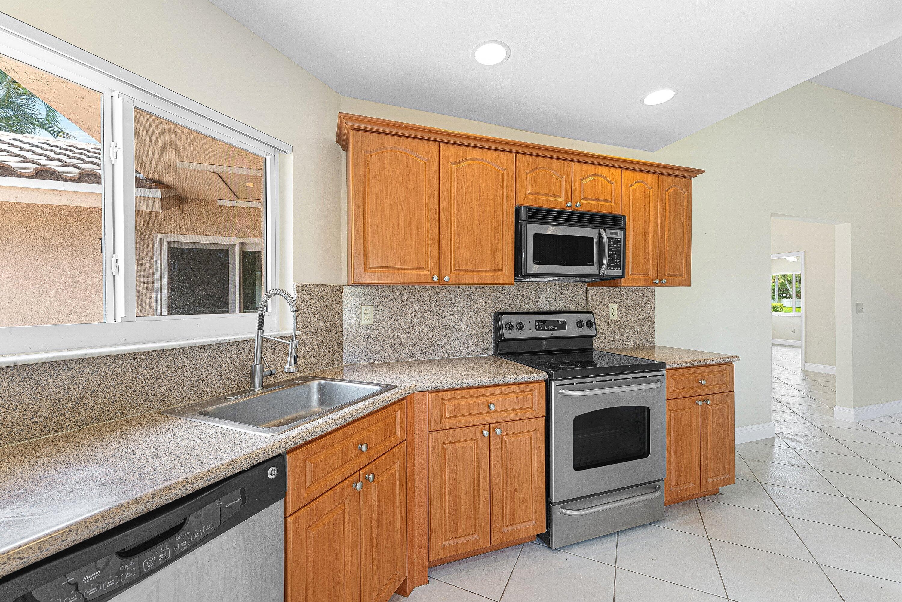 6290 Sweet Maple Lane, Boca Raton, FL 33433 — photo 12 of 28