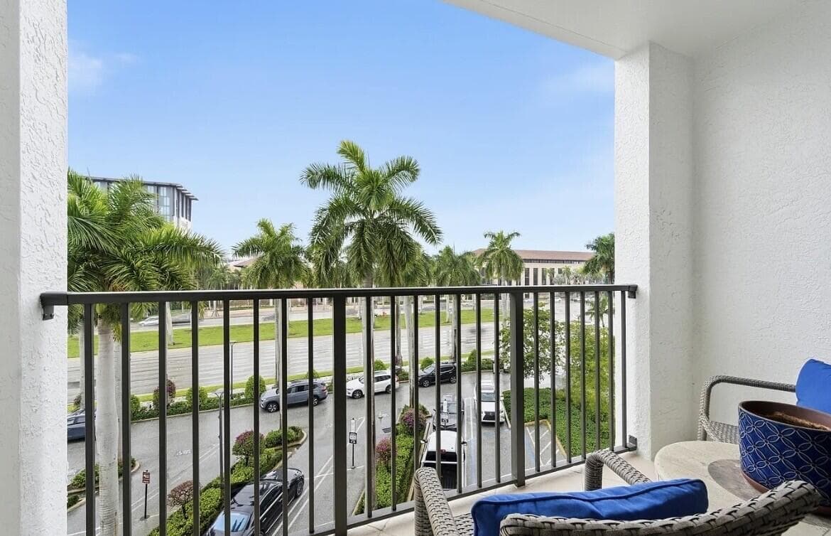 651 Okeechobee Boulevard Unit 309, West Palm Beach, FL 33401 — photo 11 of 19