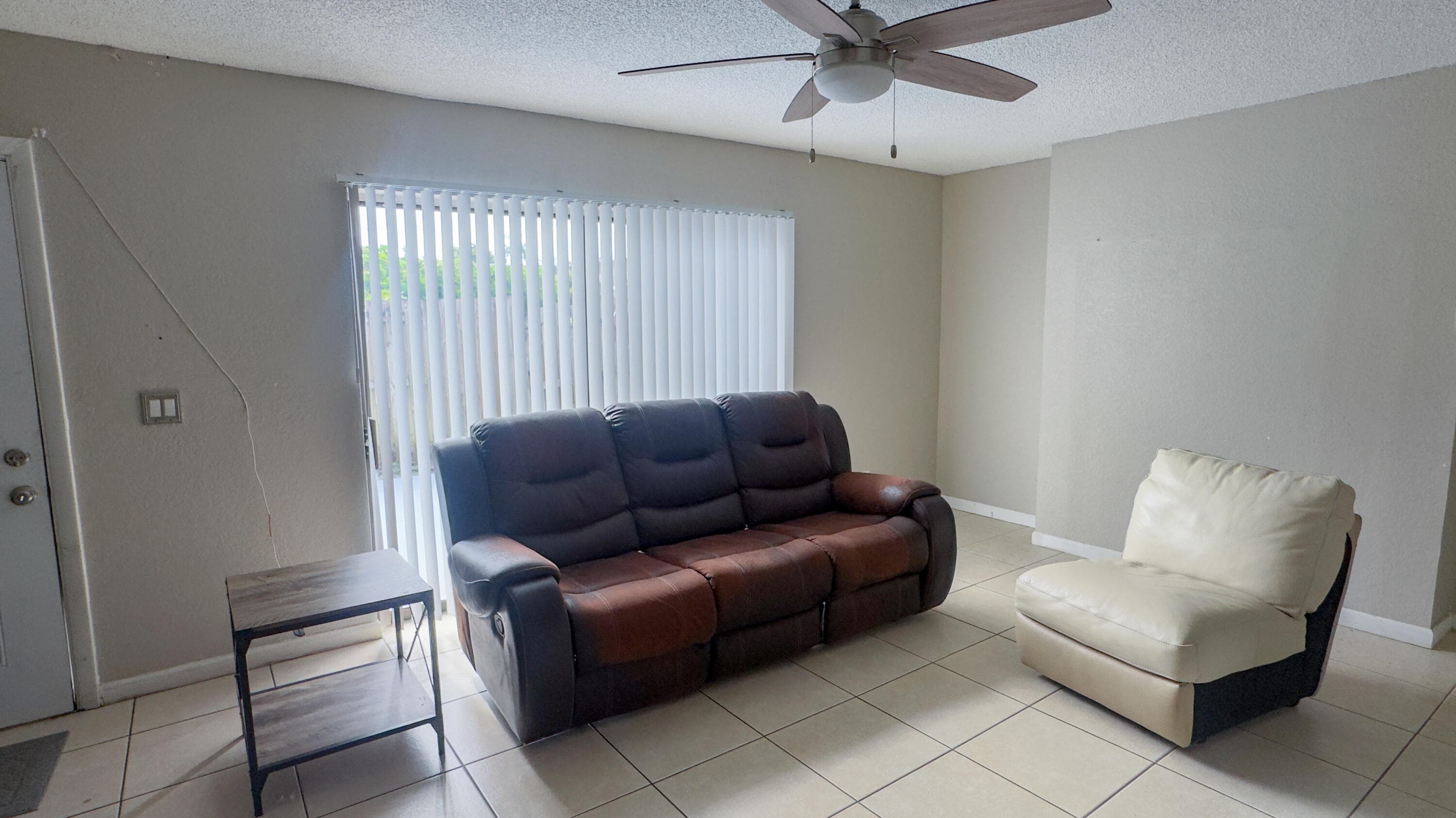 407 Arabian Road, Palm Springs, FL 33461 — photo 6 of 20